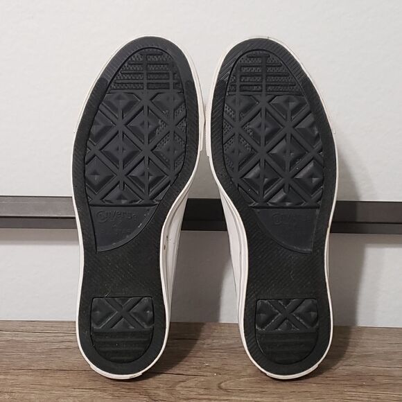 Converse Chuck Taylor All-Star Women's Athletic Shoes Size 7 - Picture 6 of 8